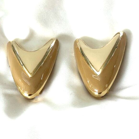 Alexis Kirk Cream and Tan Enamel Atomic Shaped Clip On Earrings - Picture 3 of 6
